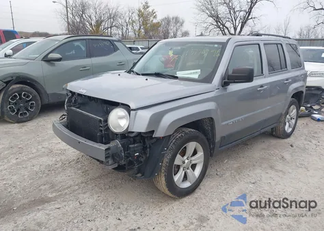 2016 Jeep Patriot Latitude from USA, damaged, VIN 1C4NJRFB8GD763743